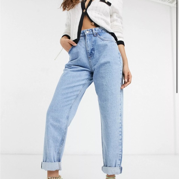 ASOS Petite Denim - 3/15$ ASOS DESIGN Petite high rise 'slouchy' mom in bright blue